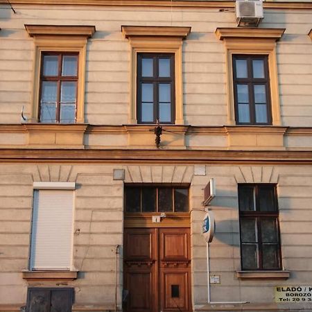 Bright Sunny Apt At Keleti Station,Near Citycenter Budapest Exterior photo